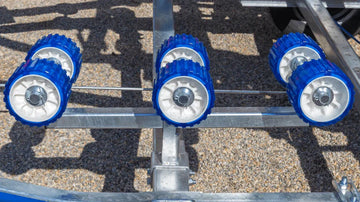 Rollers vs Bunk Boards for Boat Trailers: Which Is Best?